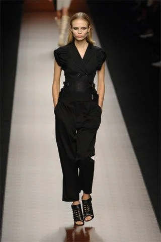 Look 8